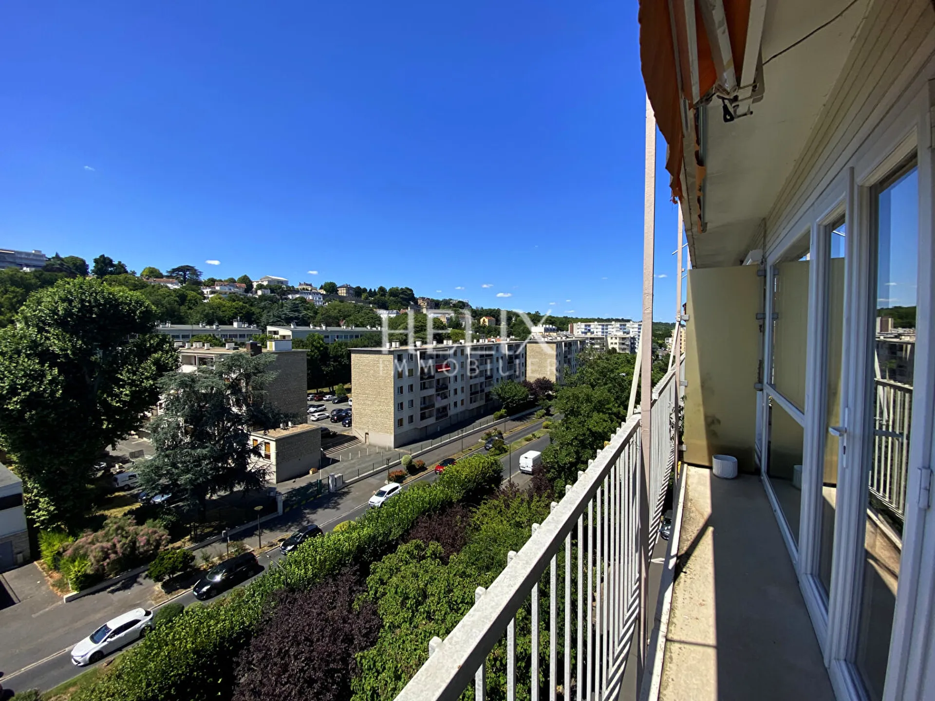 En exclusivité Le Pecq Centre - 3 pièces de 59 m2 en étage élevé avec ascenseur