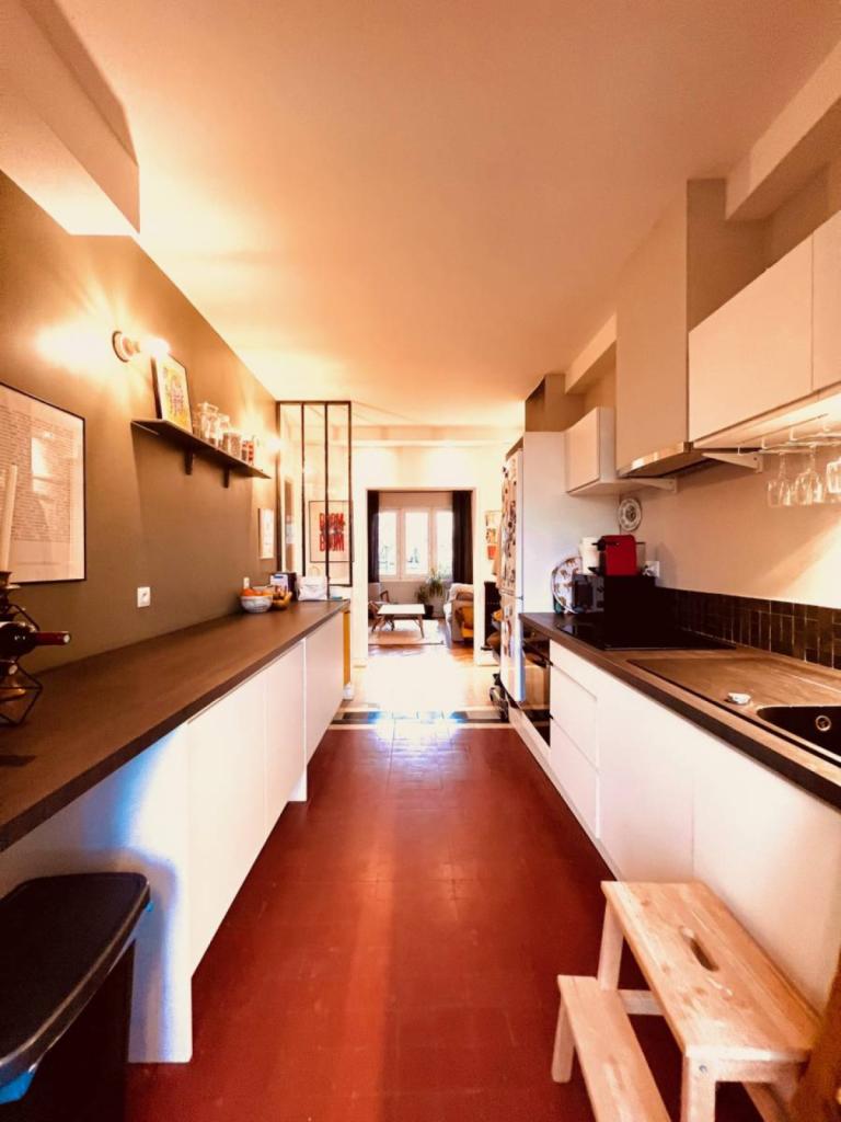 Ravissant appartement T3 rénové immeuble ancien Bordeaux Bacalan - Cité du vin 