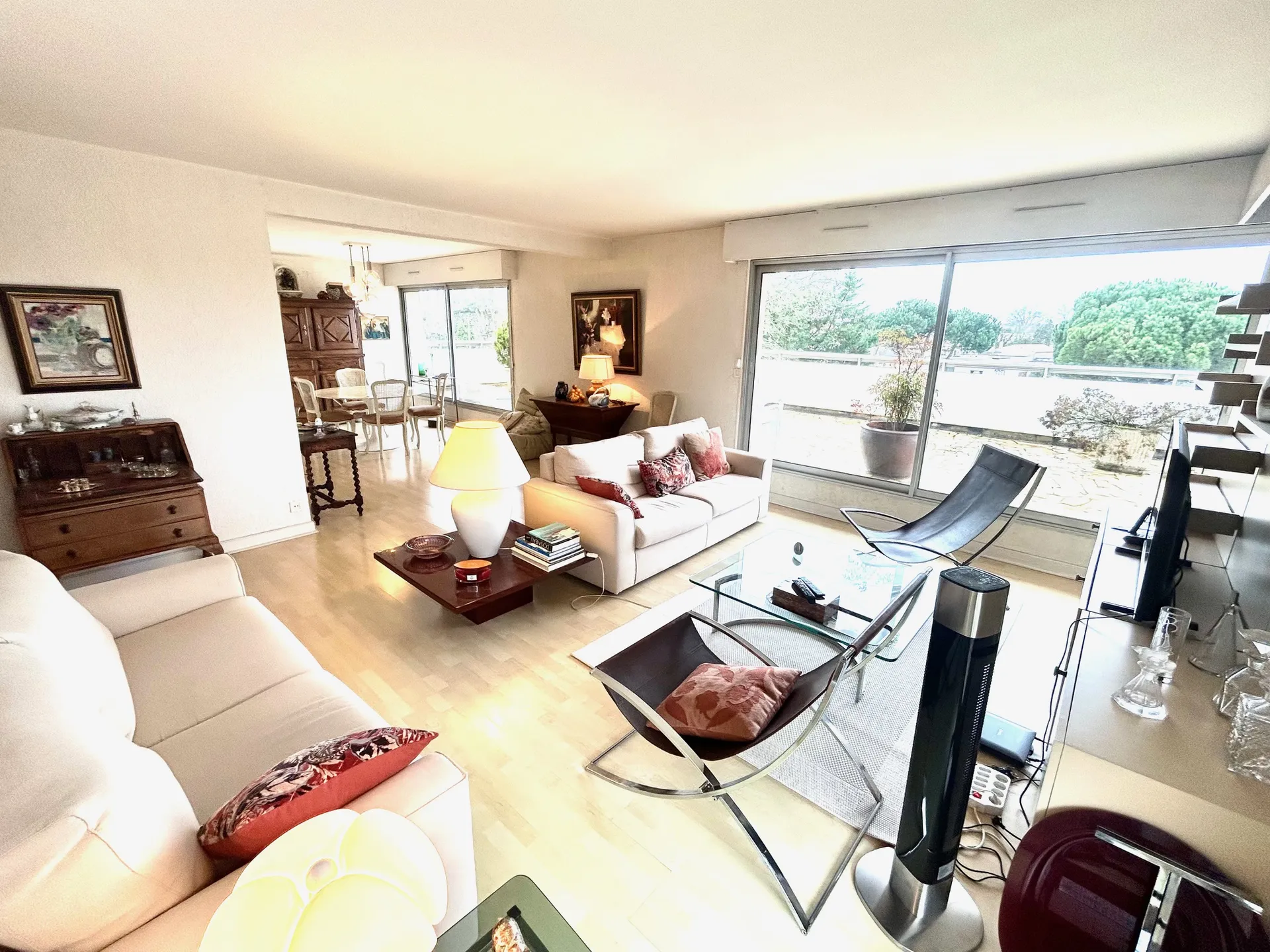 Bel appartement T5 avec grande terrasse Bordeaux Caudéran, les Pins Francs