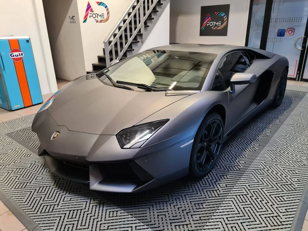 Lamborghini Aventador Car wrapping