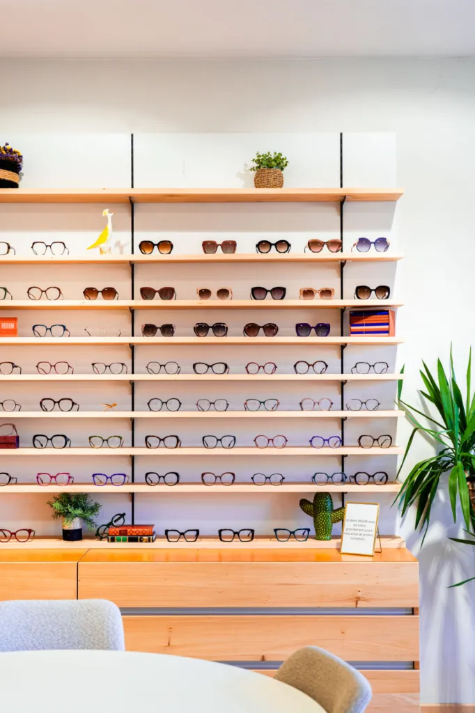 Bellevue Optique : votre opticien indépendant à votre écoute pour vos lunettes de vue, de soleil ou lentilles de contact à Toulouse en Haute Garonne.