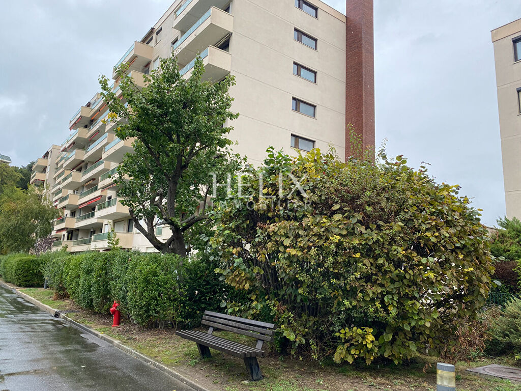 Le Pecq 3 pièces 67 m2 Rez de jardin, Piscine et Tennis