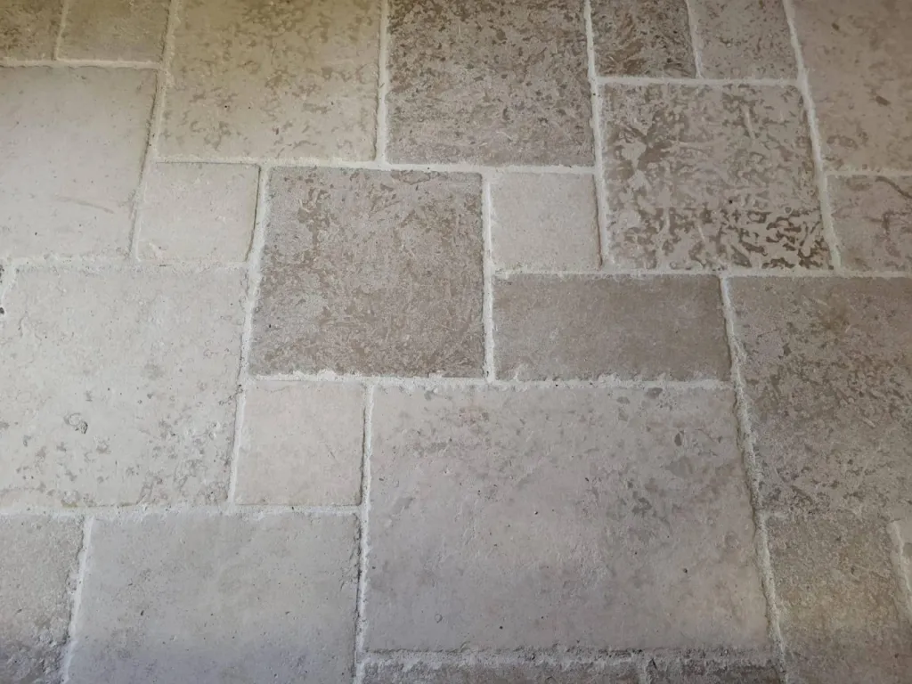 Notre zone d'activité pour ce serviceVente de margelle et dallage en pierre naturelle avec livraison à Bruxelles en Belgique