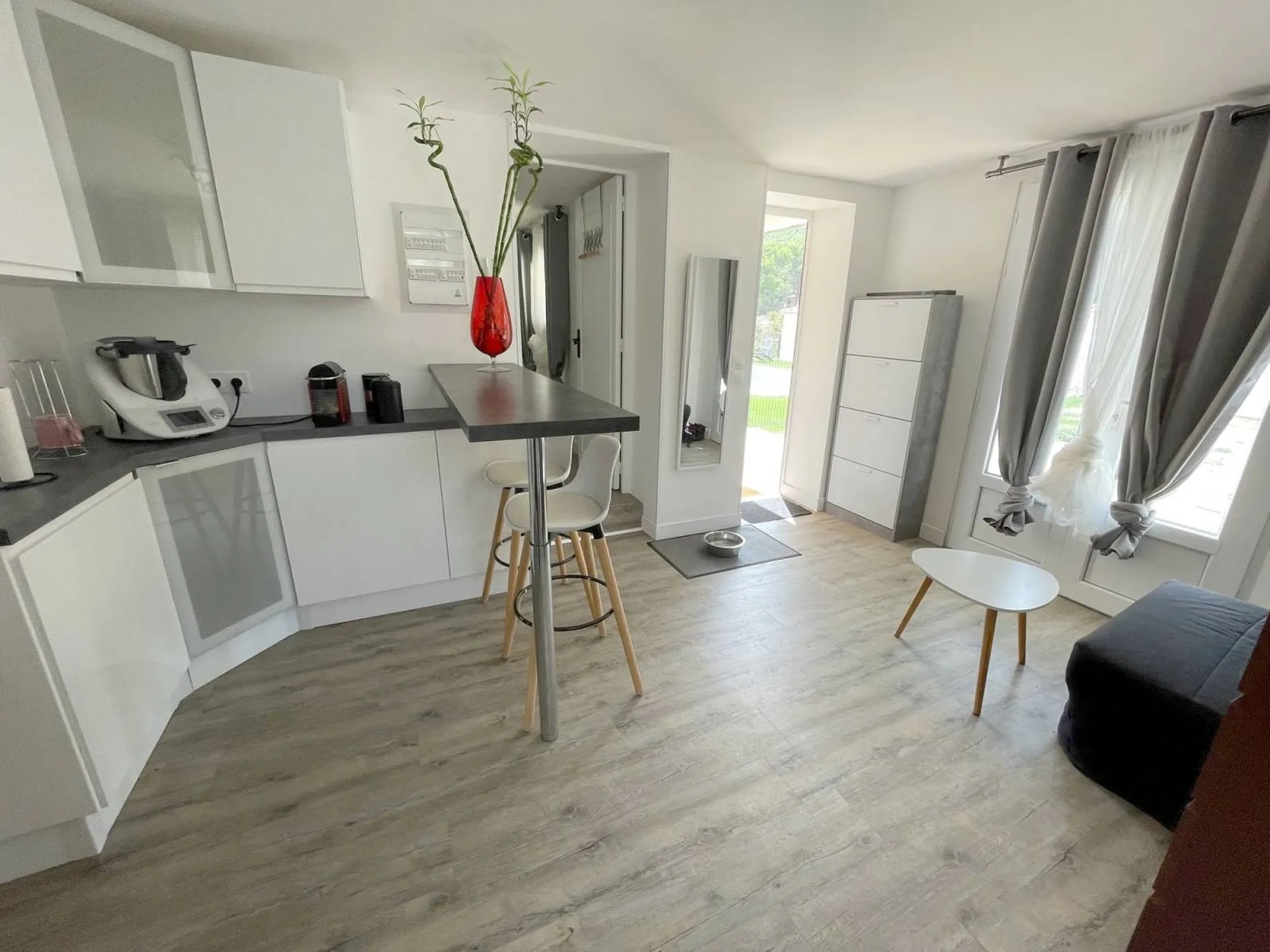 Vente Roquefort la Bédoule maison sur 2 niveaux T4 + T2 en rez de jardin Roquefort la Bédoule  deux logements