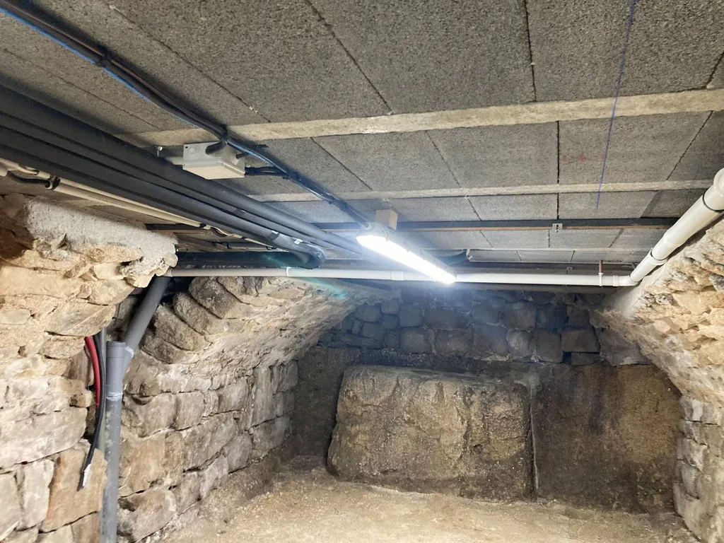 Humidité dans vide sanitaire Gard 30