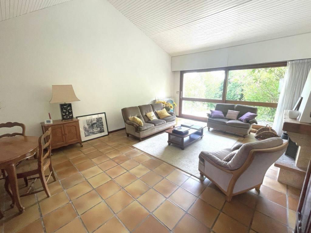 Maison de plain pied avec belle parcelle Mérignac  