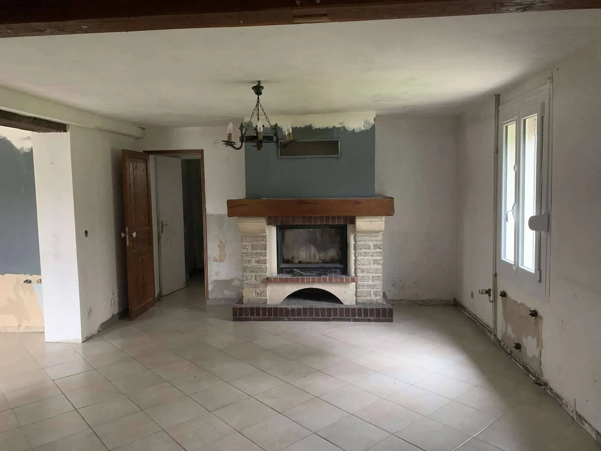 A acquérir Propriété avec 5 hectares de terrain plat, dans la région de LISIEUX 14100