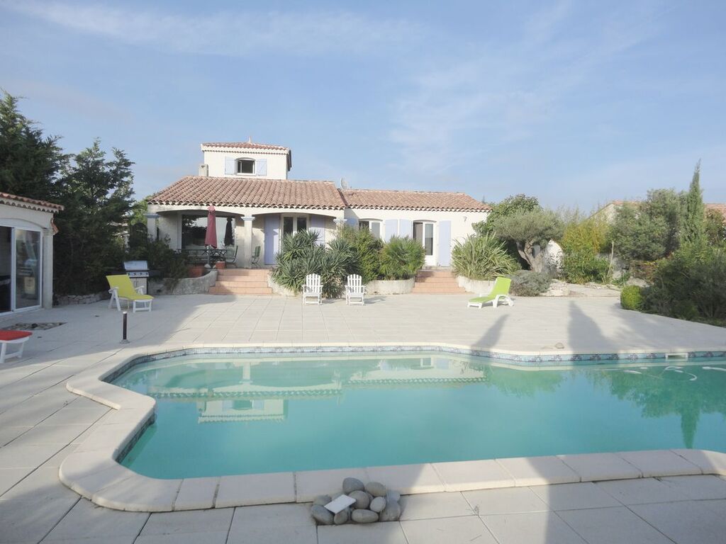 achat maison piscine carnoux