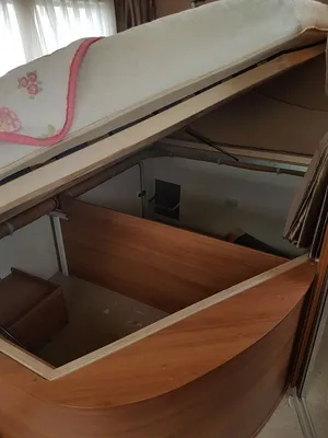 EURA MOBIL AVEC SOUTE SOUS LIT DANS LES BOUCHES DU RHONE 13