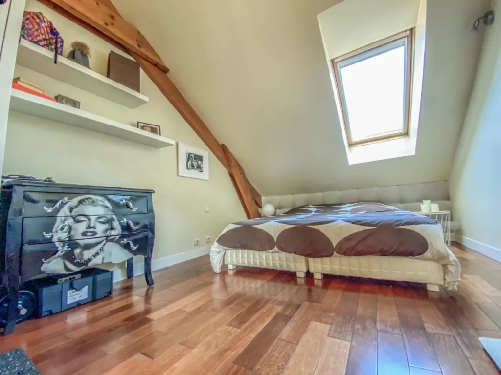 chambre avec parquet