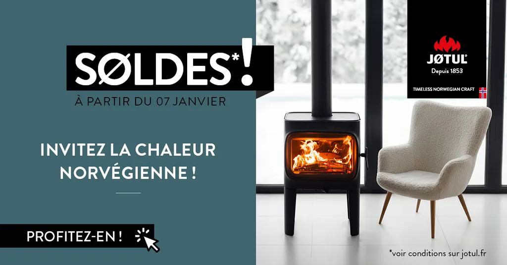 Poêle à bois Jotul F 305 avec un fauteuil blanc Solde hiver 2026