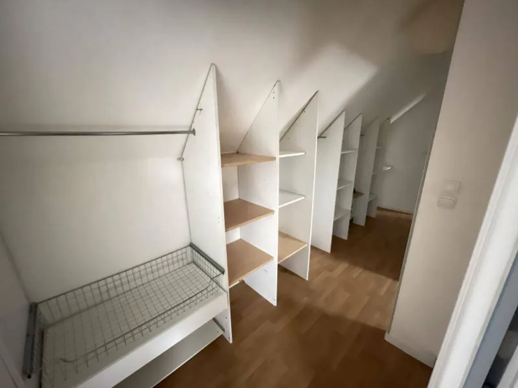 A acheter charmante maison de 106m² sur un terrain de 350m² sur la commune de LA LONDE 76500