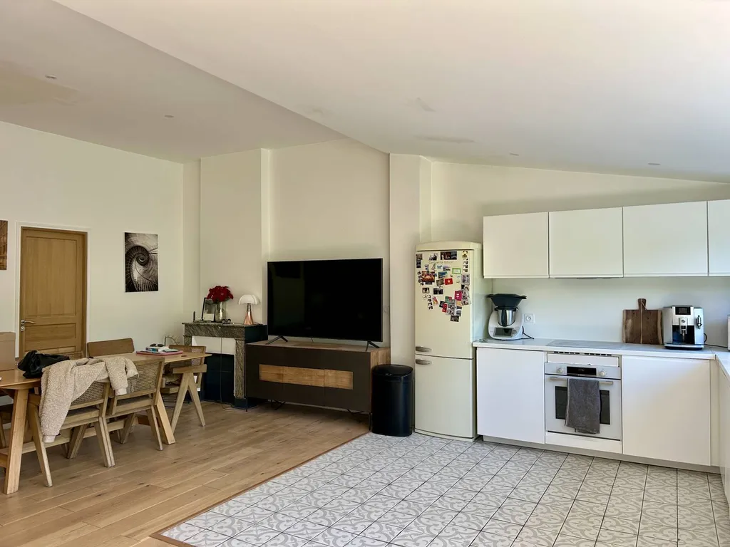 Acheter une Echoppe rénovée à Bordeaux avec dépendance et piscine 4 chambres quartier Saint Seurin/Quinconces