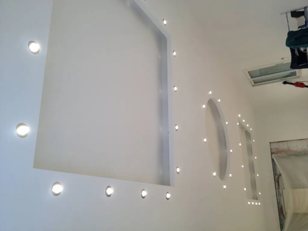 MUR PEINTURE ACRYLIQUE FINE-TERRE DU MONDE