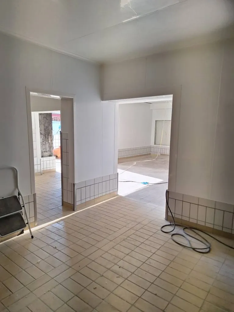 Pose d'isolation thermique pour élevage bovin à Loudéac (22)