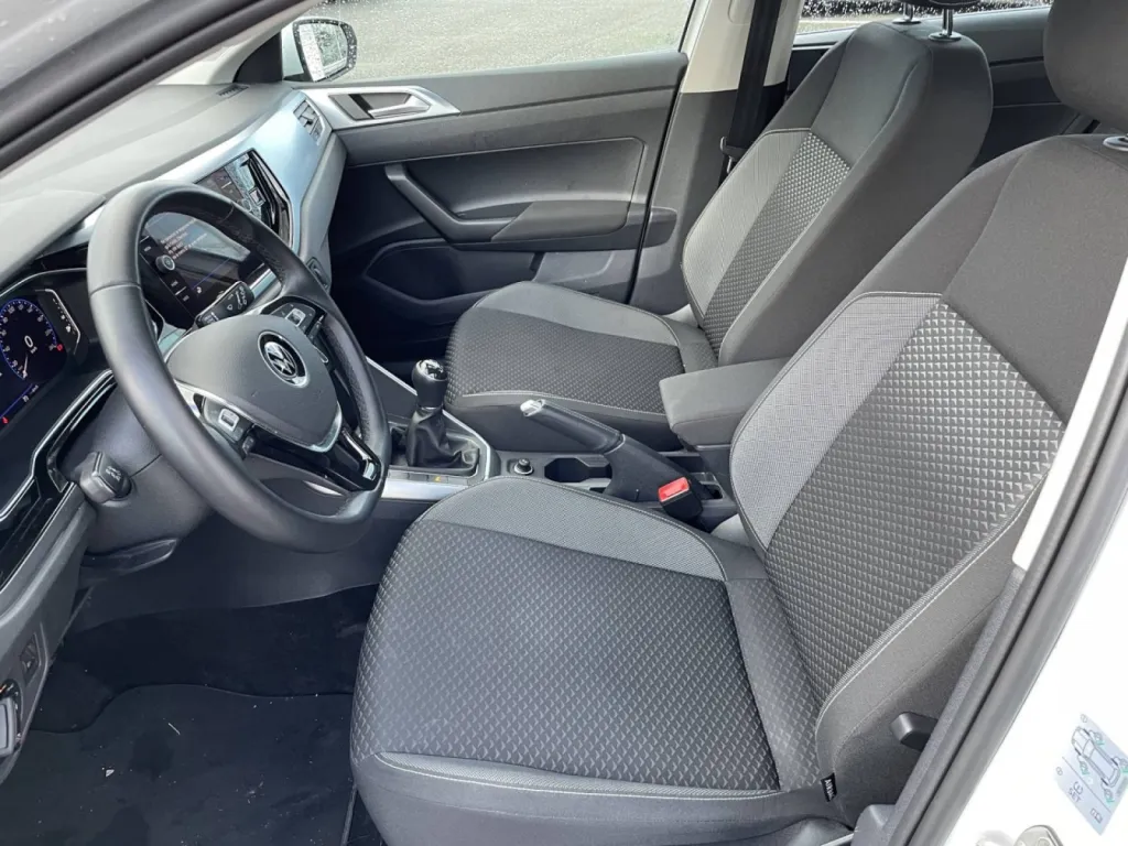 Polo d'occasion essence boite manuelle proche de Rouen