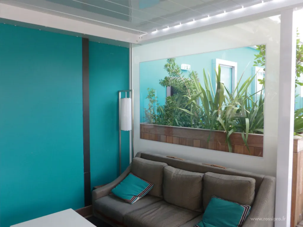 Pergola sur mesure pour terrasse d'hôtel à Cannes