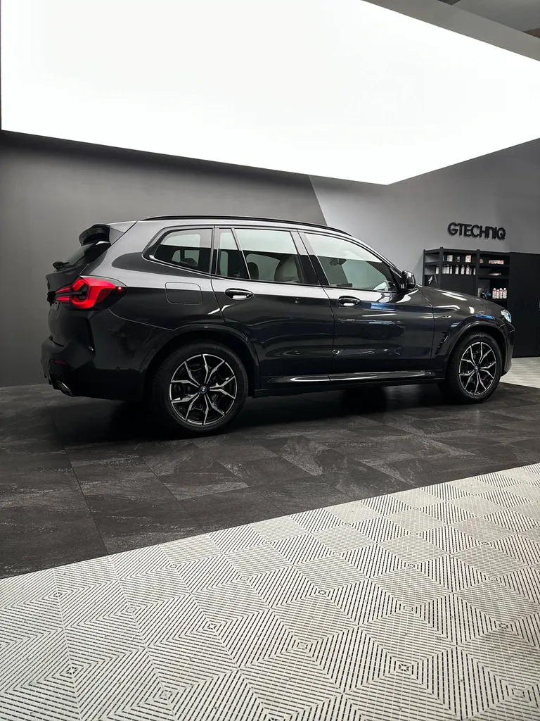 Entretien de l'habitacle en profondeur sur un BMW X3 à Le Mans (72)