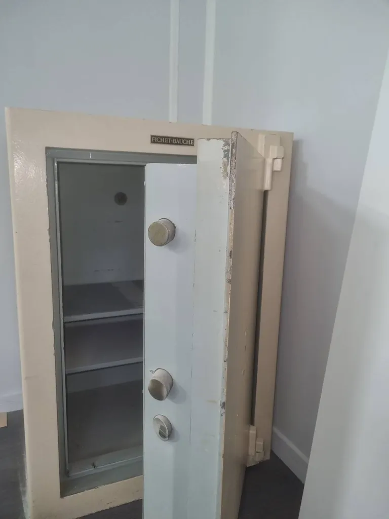 Ouverture coffre fort fichet T4