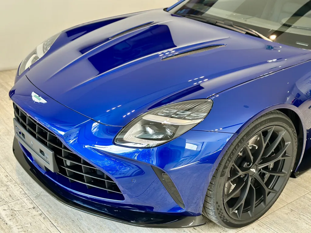 Aston Martin Vantage – Detailing, polissage, traitement céramique et PPF à Lyon Ouest proche de Marcy l’étoile 