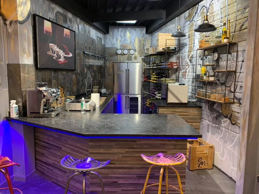 Réalisation patine TERRE DU MONDE sur carrelage mural