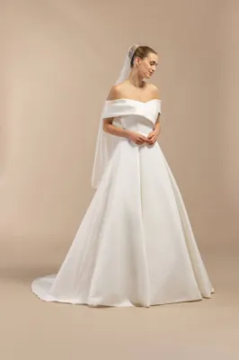 robe de mariée princesse avec pli à Marseille