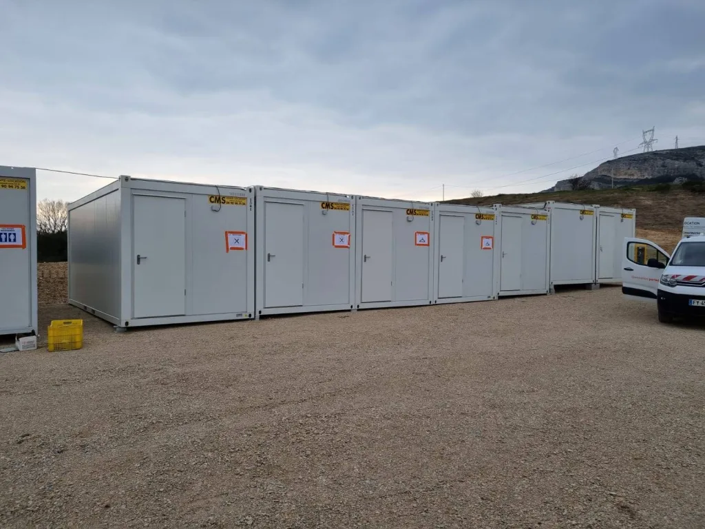 Louer des structures modulaires longue durée pour un chantier Bouygues Immobilier à Eyguières