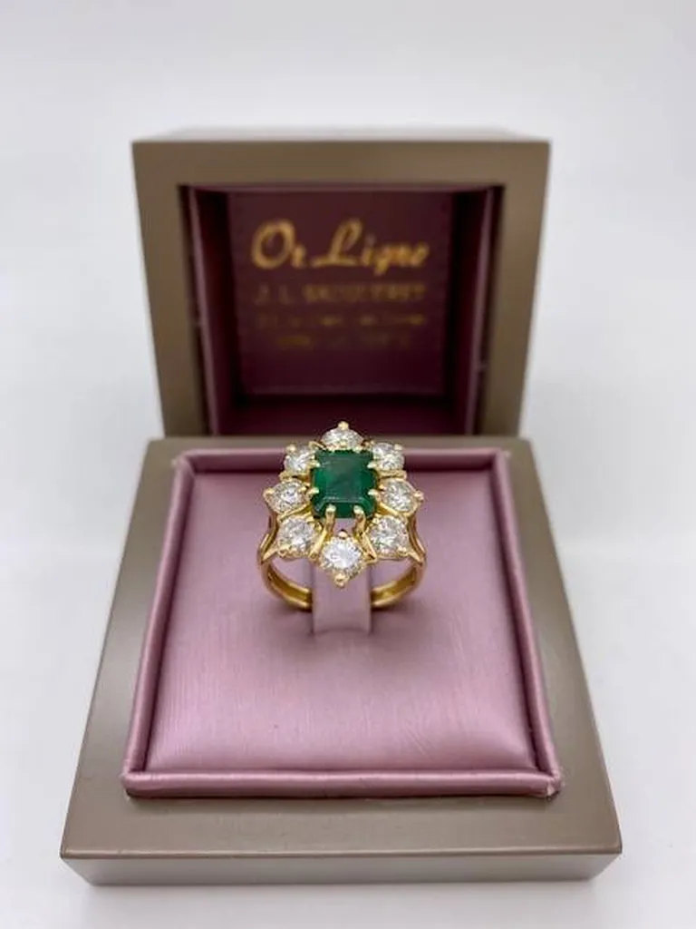 Bague émeraude rectangulaire 1.5 carat et entourage diamants occasion Or Ligne La Teste Bassin d'Arcachon