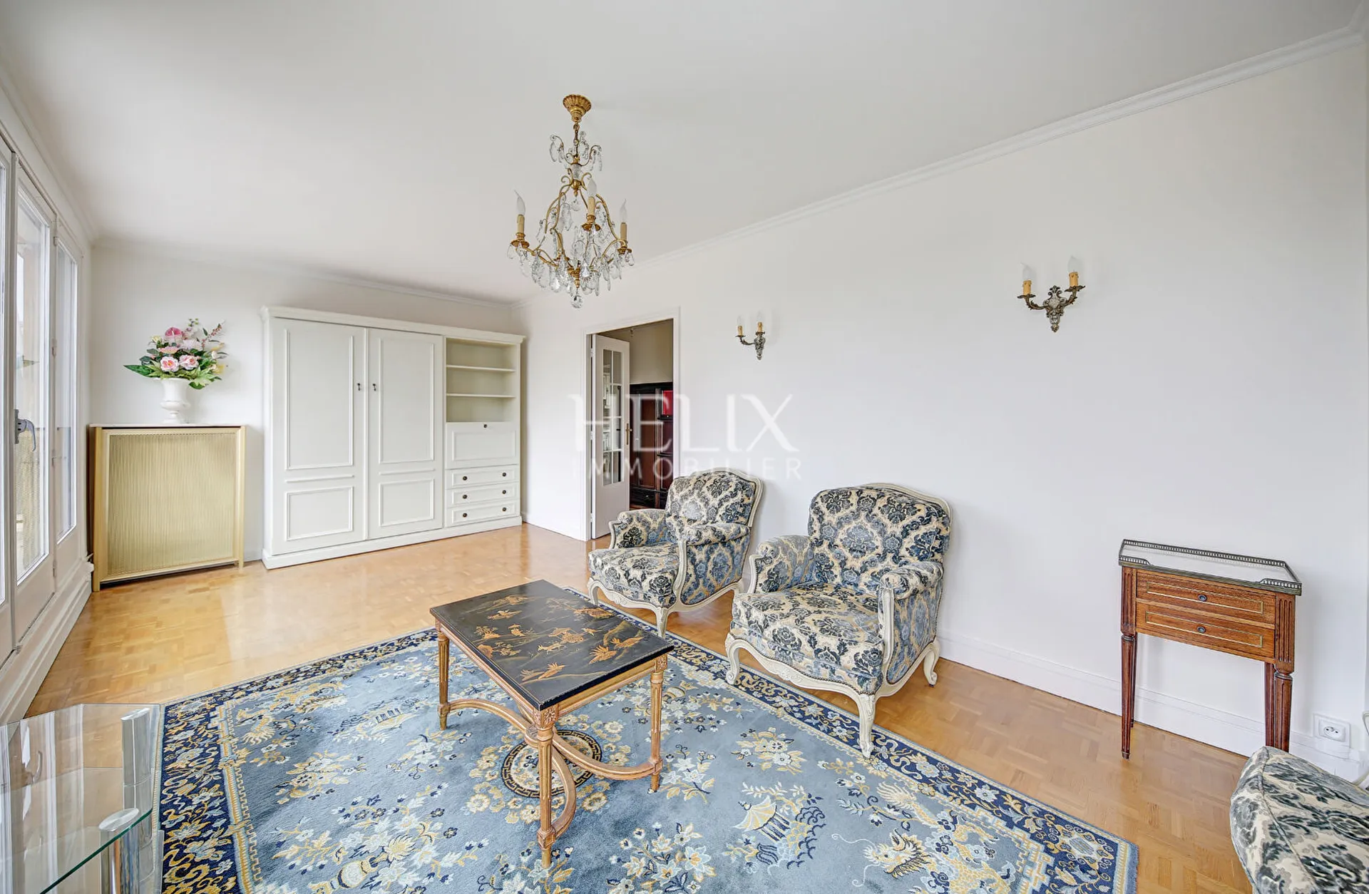 Magnifique appartement en dernier étage avec terrasse et ascenseur au Vésinet