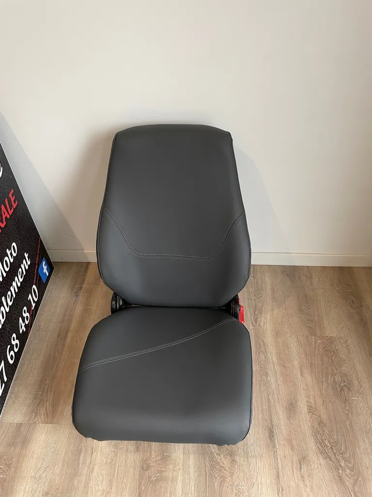 Rénovation siège de camion de chantier saint andré de cubzac