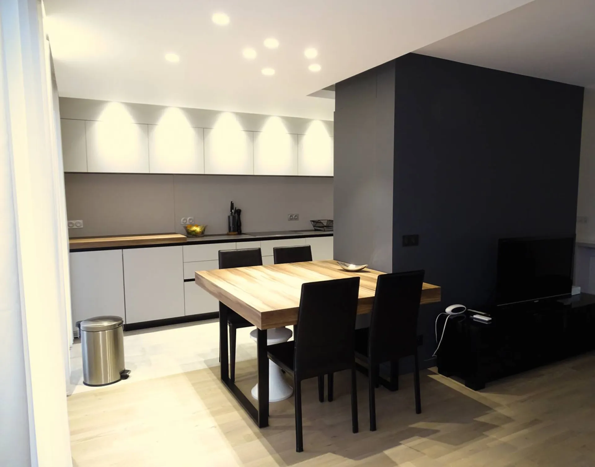 cuisine villeurbanne grise et noire