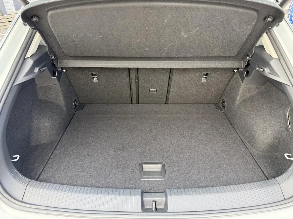 Volkswagen T-Roc occasion diesel 150ch à Rouen : SUV fiable, équipé et garanti en Normandie