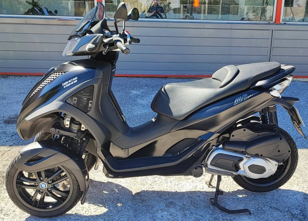 PIAGGIO MP3 YOURBAN 300cc DU 09/2019 AVEC 2150 KM