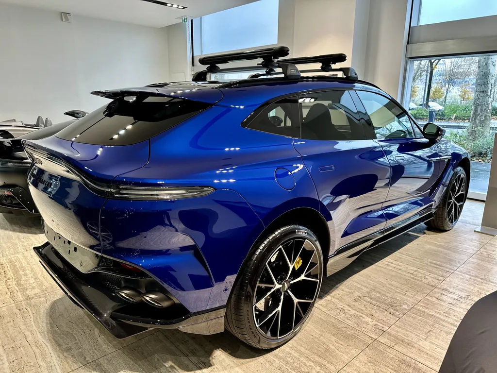 Traitement céramique Aston Martin DBX proche Brignais 