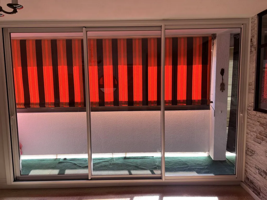 Baie vitrée 3 vantaux alu installée dans le Luberon