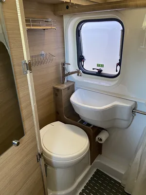 TOILETTE ET DOUCHE