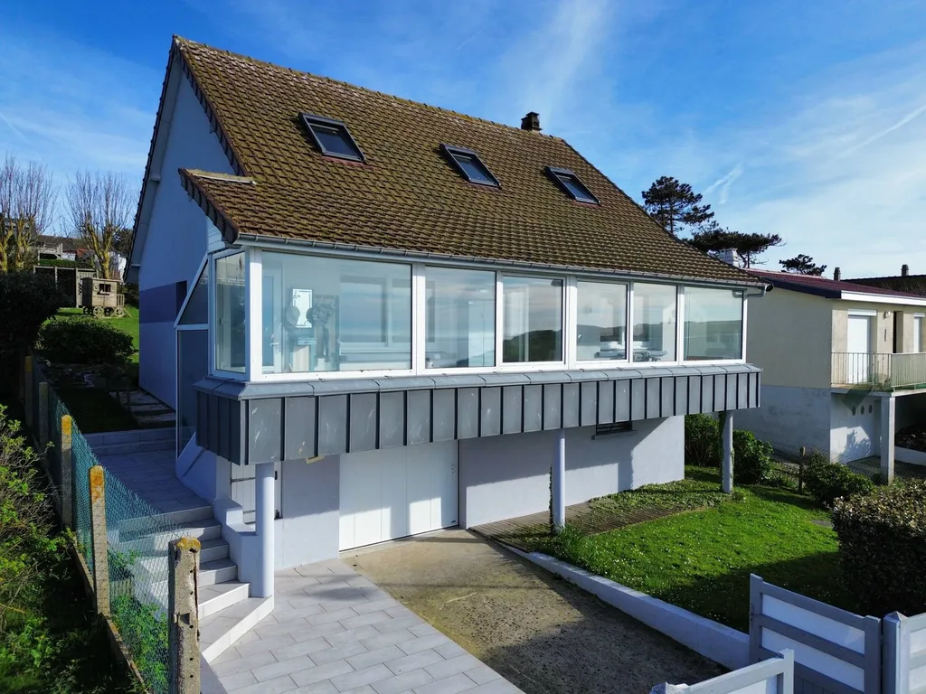 Maison contemporaine de 120 m² vue mer, sur son jardin de 671 m², Seine Maritime 76