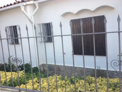 GRILLE DE CLOTURE ANTI ESCALADE FER FORGE ISTRES