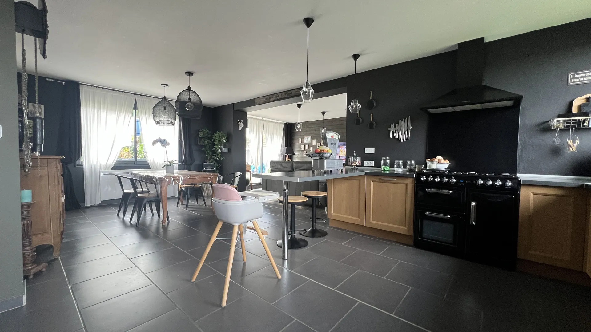 charmante maison rénovée 140m² avec studio indépendant, secteur recherché, au parc Sainte-Croix à Eu, 76260. Normandie 76