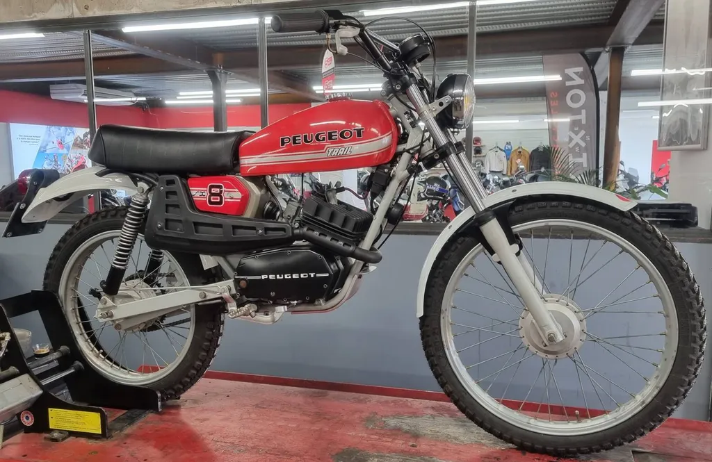 MOTO PEUGEOT TOULON