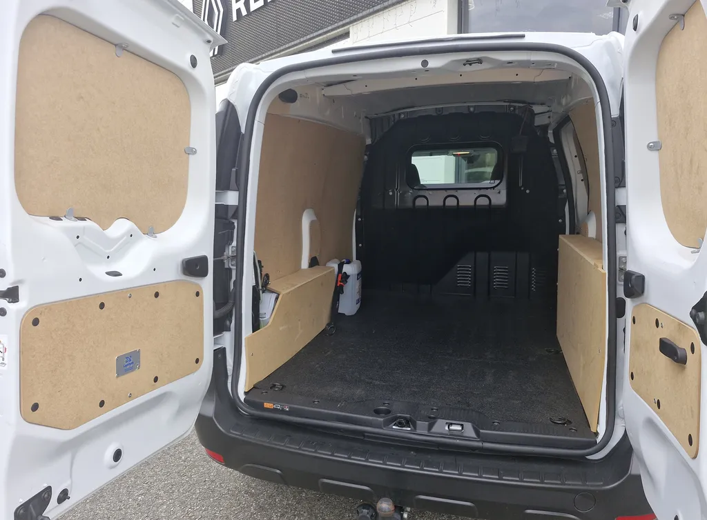 RENAULT EXPRESS VAN ADVANCE 1.5 BLUE dCi 95cv Attelage / Caméra de recul / Habillage bois près de Toulouse à Plaisance du Touch /