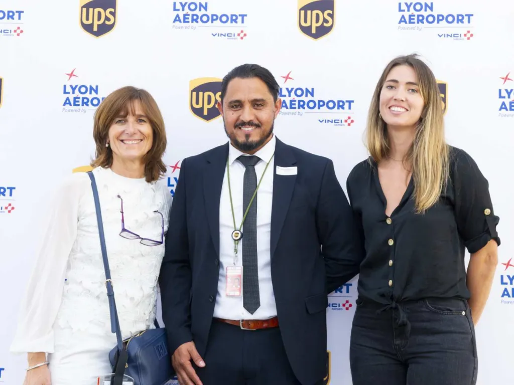 reportage événementiel inauguration du nouveau Hub UPS Lyon Saint Exupéry agence événementiel Avec Joie Laetitia Pepino et Marianne Llanas