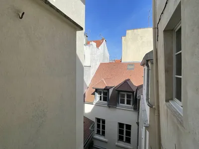 En exclusivité à louer un appartement 39,39 M2 à Saint-Germain-en-Laye dans le centre près du RER et des commerces