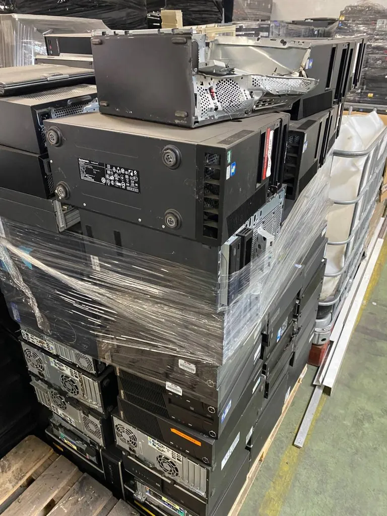 Nos solutions pour le démantèlement et recyclage de vos déchets d'équipements électriques et électroniques et Piles à Bordeaux et Toulouse