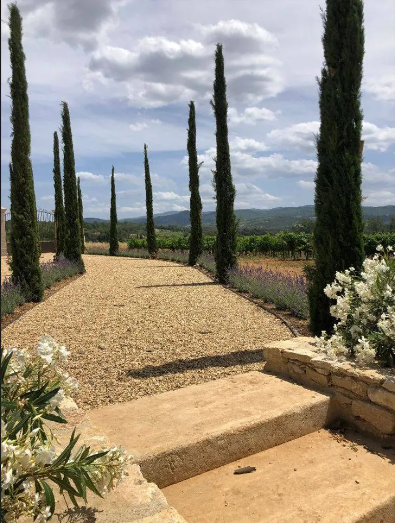 Une renaissance pour ce vieux mas endormi.