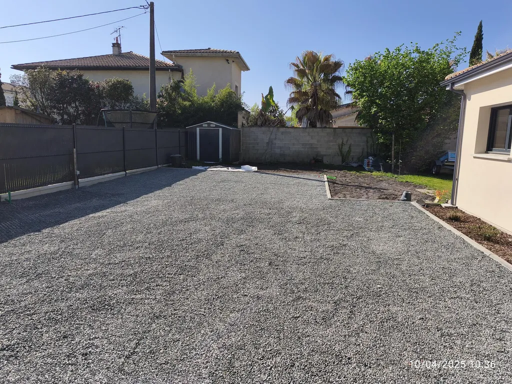 Un aménagement extérieur durable et esthétique dans le Médoc !