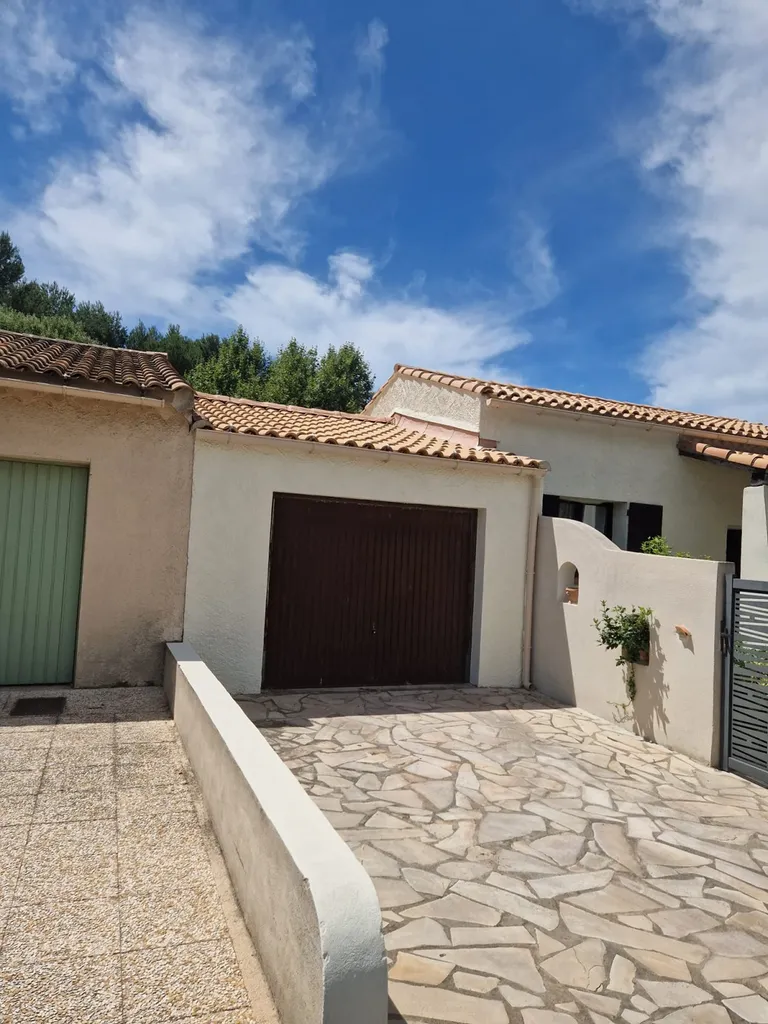 Reprise de fissures et ravalement de façade d'une maison à St Mitre les Remparts