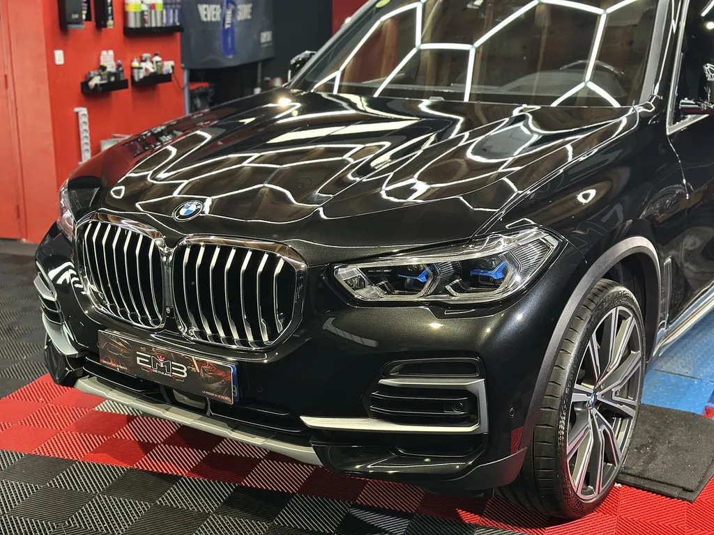 Traitement céramique Vaugneray proche de lyon spécialiste BMW X5