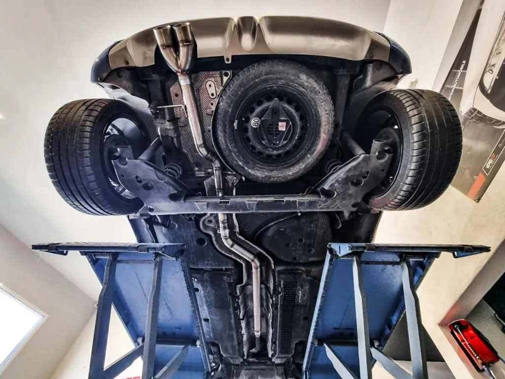 Echappement sur mesure en inox sur tout type de véhicule /  ADP Performance Salon de Provence