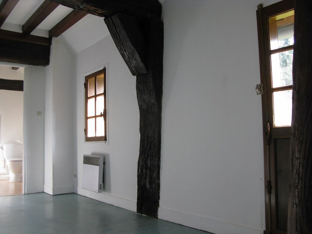 MAISON DE VILLAGE Entre LISIEUX et BERNAY